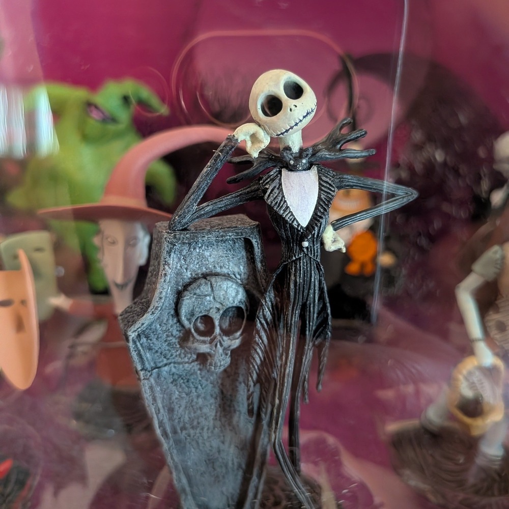 Disney The Nightmare Before Christmas Deluxe 9 Piece Figurine Set Jack Sally - Picture 6 of 9